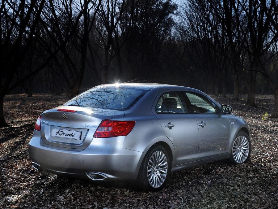  Suzuki Kizashi 2011 года  (ZA) (фото 20 из 30)